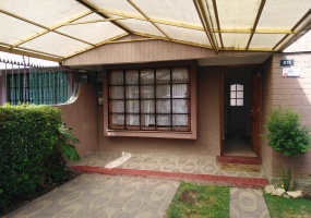 015 manutara,Santiago,5 Bedrooms Bedrooms,3 BathroomsBathrooms,Casa,manutara,1054