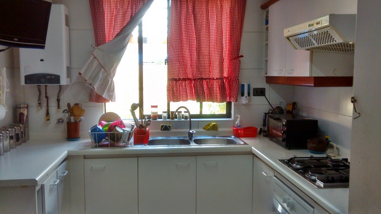 2243 caleta toltel,Santiago,4 Bedrooms Bedrooms,2 BathroomsBathrooms,Casa,caleta toltel,1057