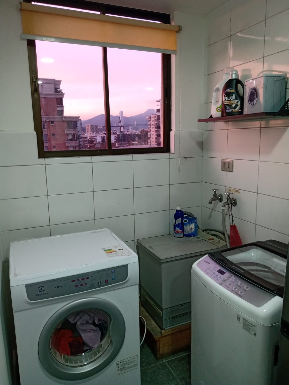 2461 manuel mont,Santiago,2 Bedrooms Bedrooms,2 BathroomsBathrooms,Departamento,manuel mont,1071