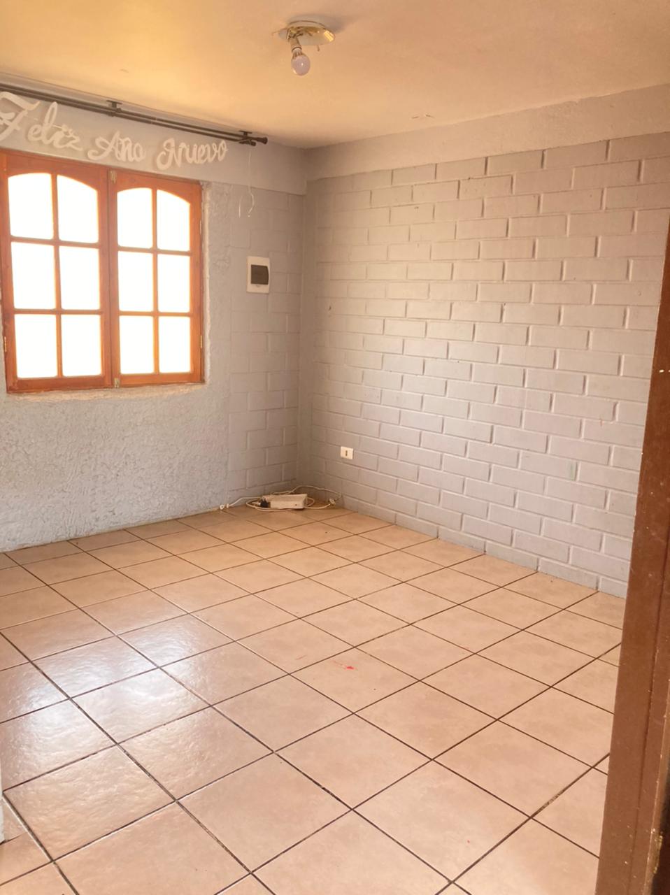 458 san ignacio,Santiago,3 Bedrooms Bedrooms,1 BañoBathrooms,Casa,san ignacio,1073